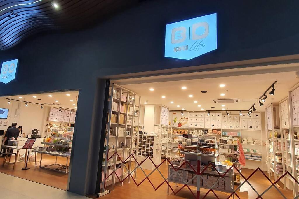 Kozi Square New Sgh Cozy Home Lv7B クチン エクステリア 写真
